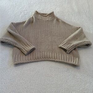 Stolen Hearts Chunky Knit Cropped Sweater S/M Beige Mock Neck